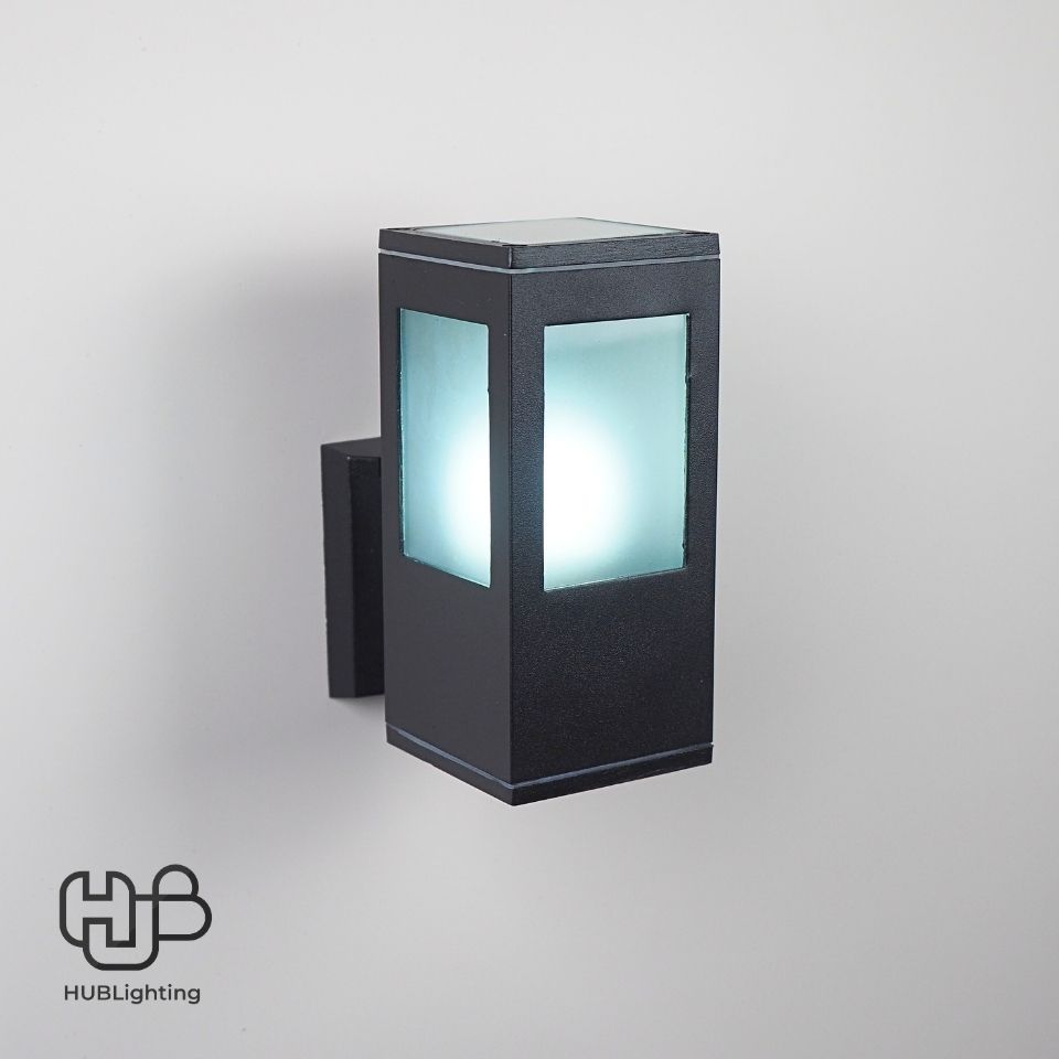 โคมไฟผนังภายนอก A0206 BK ดำ HUB LIGHTING