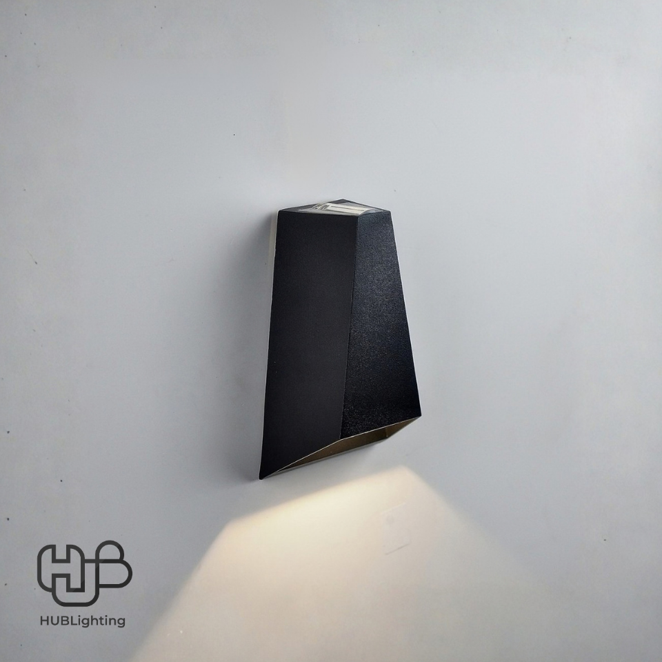 โคมไฟผนังภายนอก B1160 BK HUB LIGHTING